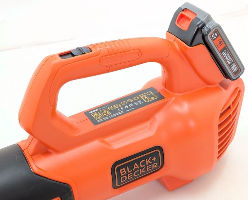 Black & Decker Akku-Gebläse BCBL200L-QW 18V Laubbläser mit Akku und Ladegerät - 5035048710043