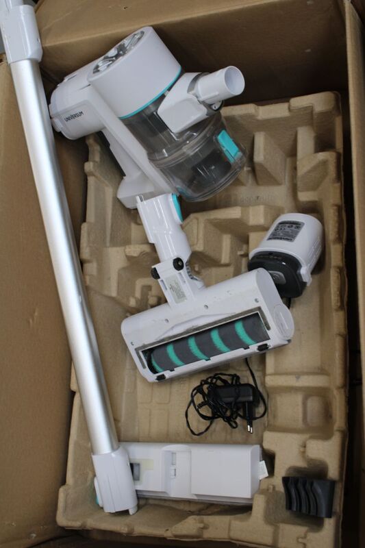 Universum VC 500-22 Akku Staubsauger 400 W mit LED Elektrobürste und 2. Akku - 0426047322890