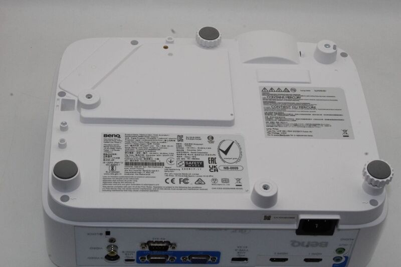 BenQ Beamer MX560 DLP 4000 ANSI-Lumen 1024x768 XGA 1920x1200 WUXGA - 4718755084218