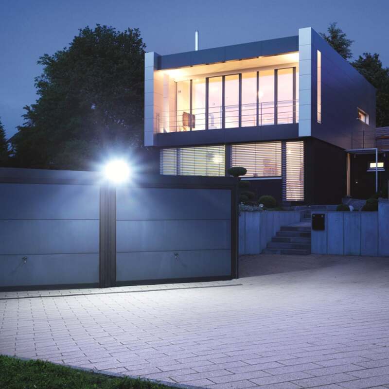 Steinel Außenstrahler XLED Home 2 XL S LED Gartenleuchte mit Bewegungsmelder - 4007841030070