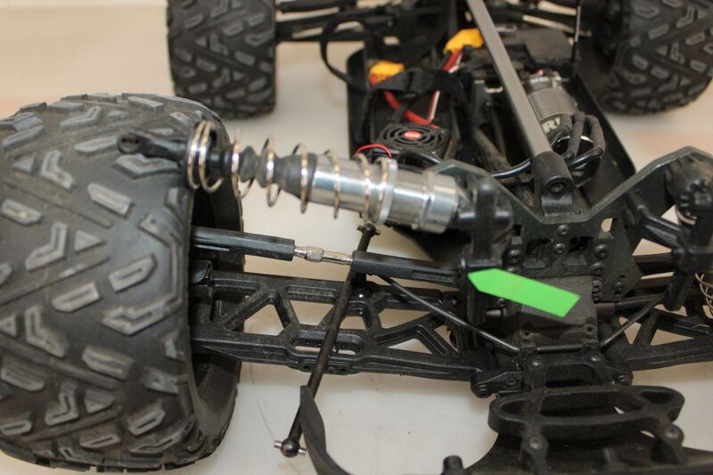 Reely RC Modellauto Elektro Monstertruck BASH 6S 1:8 Allradantrieb 90 km/h RtR - 4064161160894
