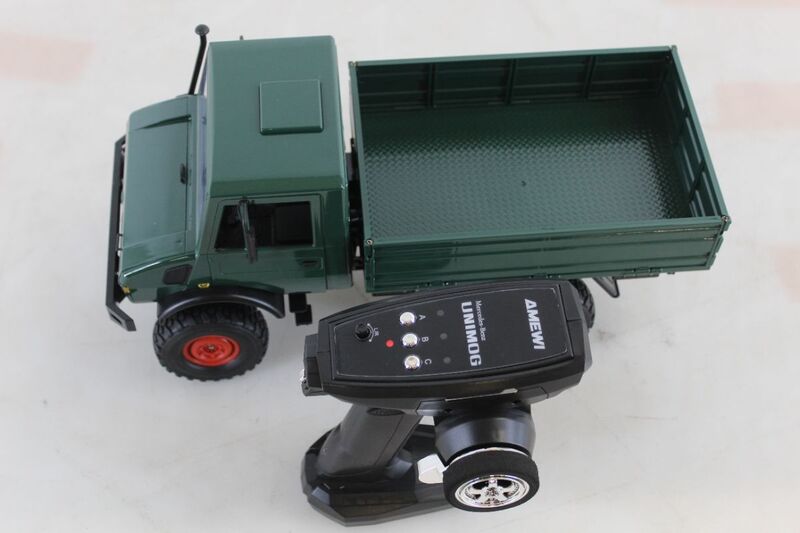 Mercedes-Benz Unimog RC Modell LKW 1:12 RTR 4WD mit LED Beleuchtung - 4260768519152