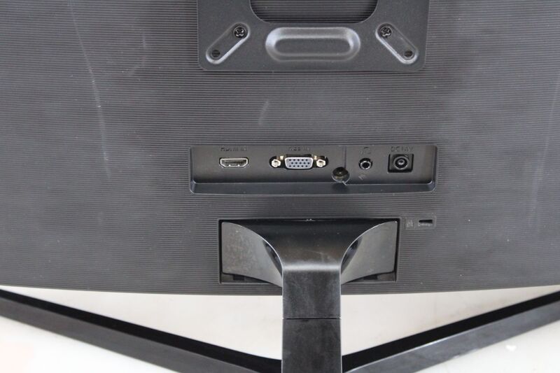 4x Samsung 27 Zoll Curved Monitore C27F398FWR / C27F396FHU – Set - 1
