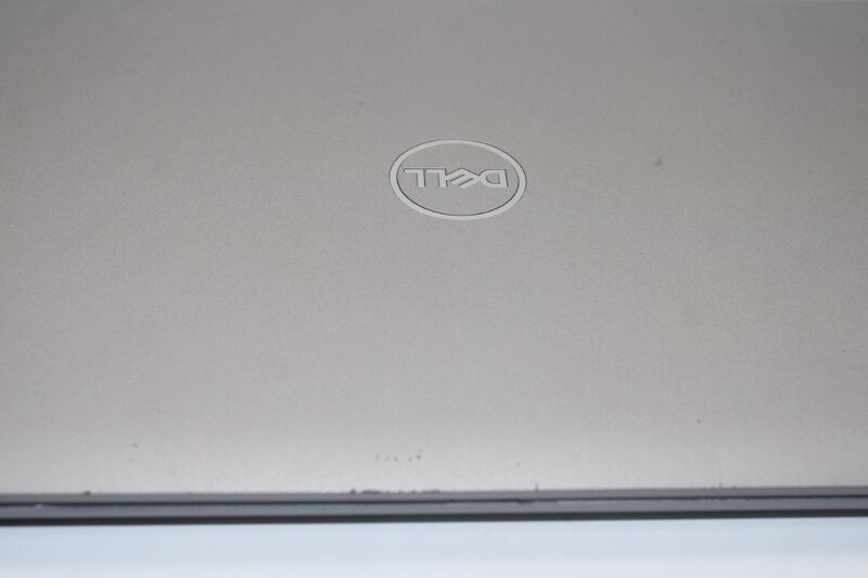Dell Notebook Laptop Latitude 5520 FHD Touchscreen Windows 11 Pro 32GB RAM 512GB - 4251538818353