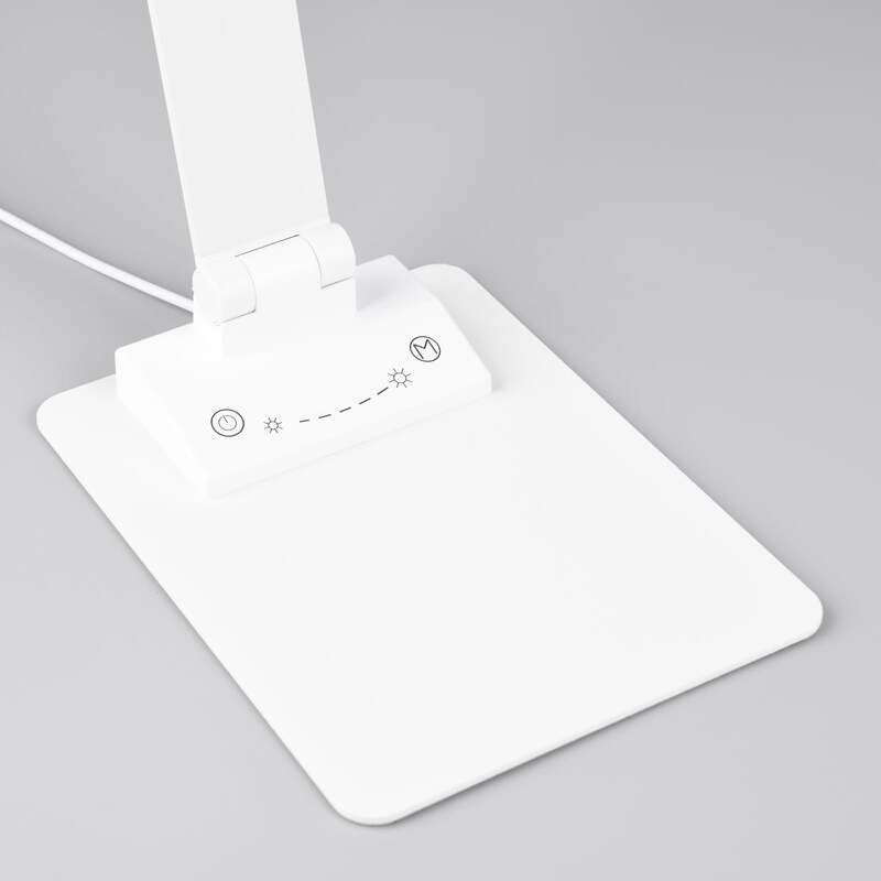 LED-Tischleuchte Travis weiß dimmbar Touch USB CCT 650lm Trio Lighting - 4017807600193