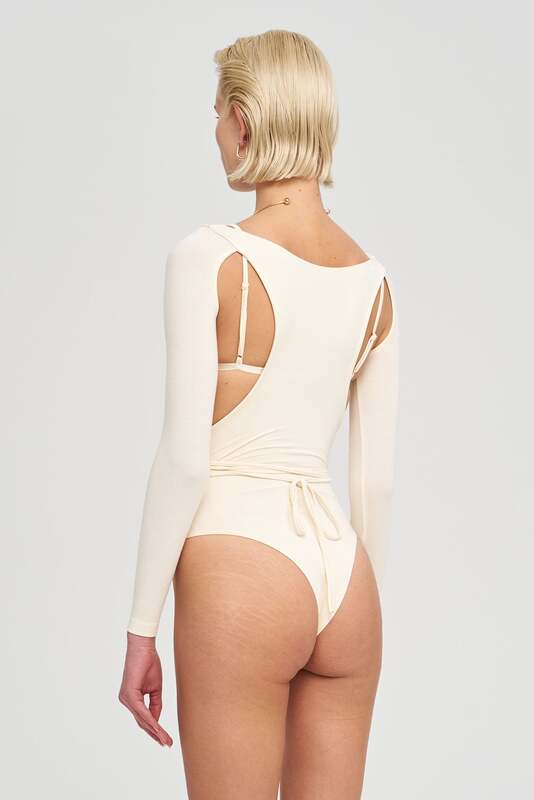 IAMNOTBASIC Margot Bodysuit Body Einteiler Damen Elfenbein Größe M - 8682521044569