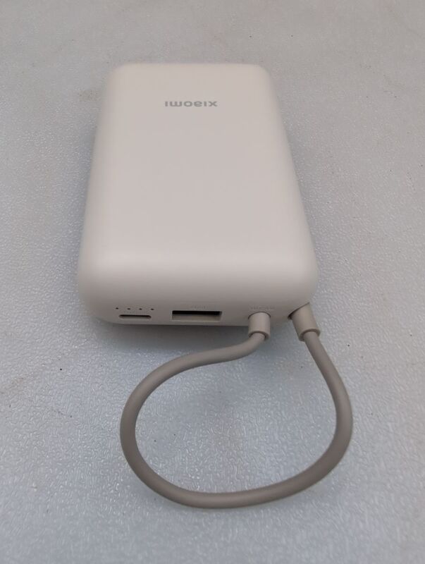 Xiaomi Powerbank 10000 mAh Quick Charge 3.0 Zusatzakku Ladegerät Weiß matt 3A - 6941812797518
