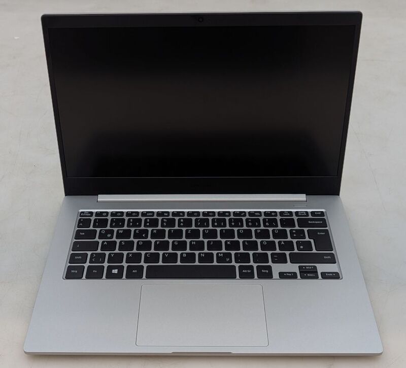 Samsung Notebook Laptop Galaxy Book Go LTE Mystic Silver Windows 10 Home 128 GB - 8806092246928