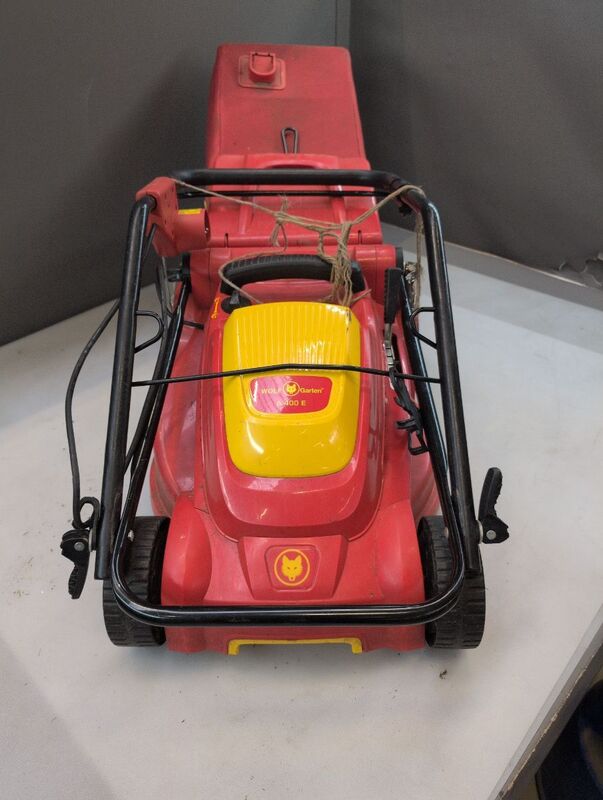 WOLF-Garten Rasenmäher Mäher Elektro A 400 E 1800W Mulchfunktion 40cm für 450m² - 4008423861174