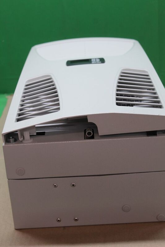 Rittal Kühlgerät Wandanbau 500W Heizgerät Heizkörper Handtuchheizkörper weiß - 4028177322844