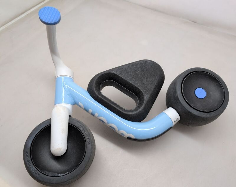 woom Laufrad WOW Dreamy Sky Kinderfahrzeug ab 70cm 9 Monaten mit breiten Rädern - 9120136980173