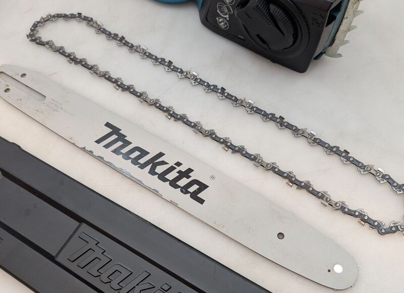 Makita Elektro Kettensäge UC4041A 1800W Softgriff 40cm Kettengeschwindigkeit - 0088381657914