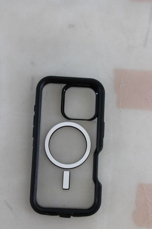OtterBox Defender XT Schutzhülle für iPhone 16 Pro MagSafe schwarz transparent - 0840304769360