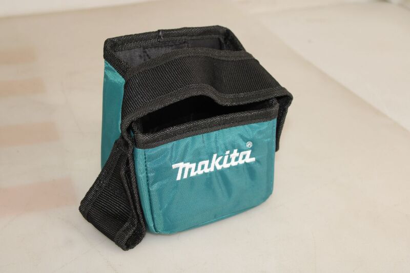 Makita Rückentragbare Akku-Bank 4x18V Akku Ladebank 432Wh Li-ion 5,7kg - 88381548588