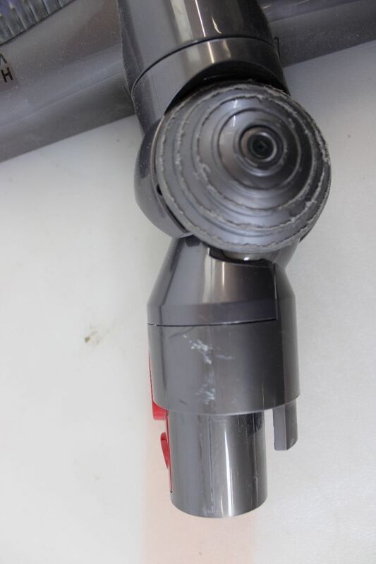 Dyson Akku-Staubsauger Zyklon V8 Advanced Silber-Nickel Motorbar Elektrobürste - 5025155106365