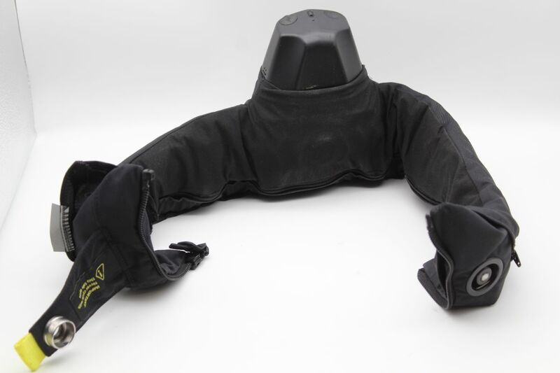 Hövding 3 Airbag Helm Fahrradairbag Kopfschutz für Radfahrer schwarz ab 15 Jahre - 7350051901416