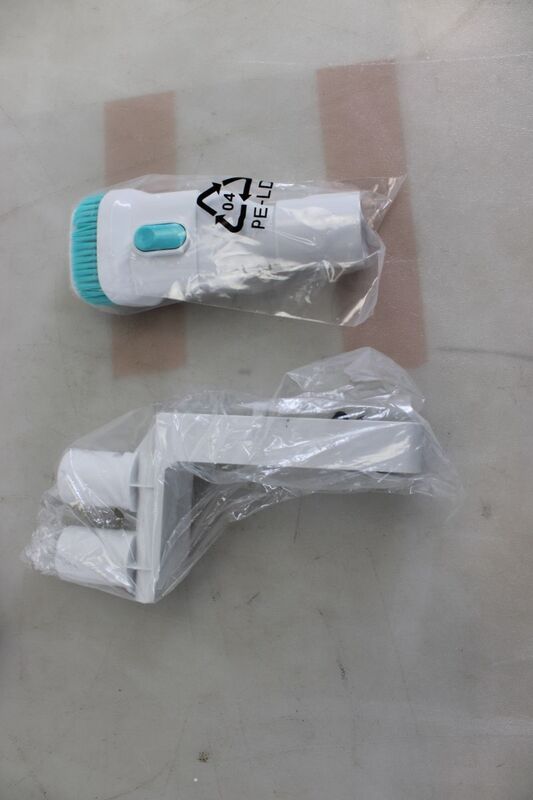 Universum VC 300-20 Akku-Staubsauger Handstaubsauger weiß beutellos 2.500 mAH - 4260473221432