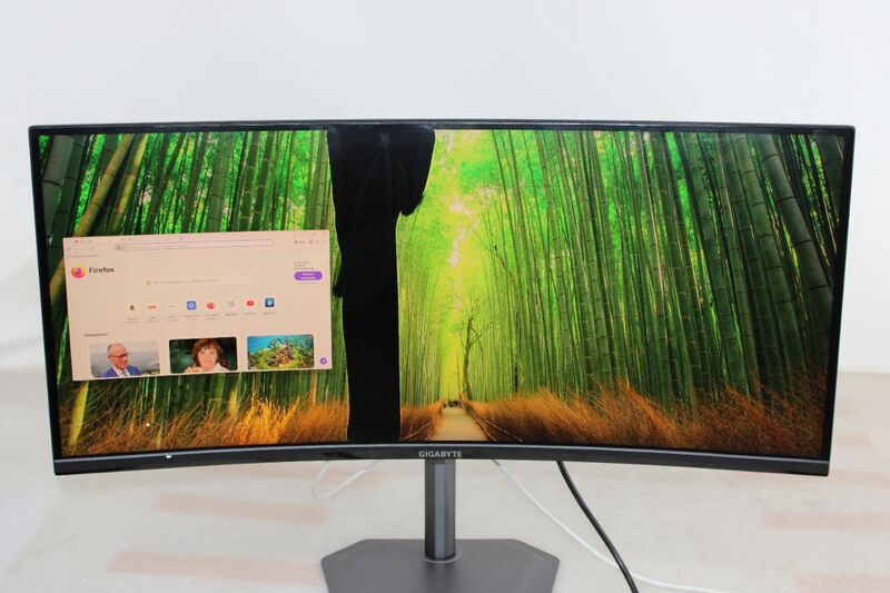 Gigabyte Gaming Monitor 34 Zoll Curved 3440x1440 1ms DisplayPort HDMI schwarz - 4719331870294