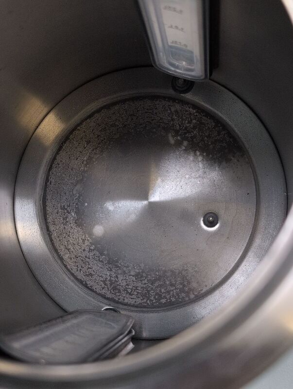 SEVERIN Wasserkocher Edelstahl 1,7l Temperaturwahl 40–100°C 3000W Schwarz-Silber - 4008146035098