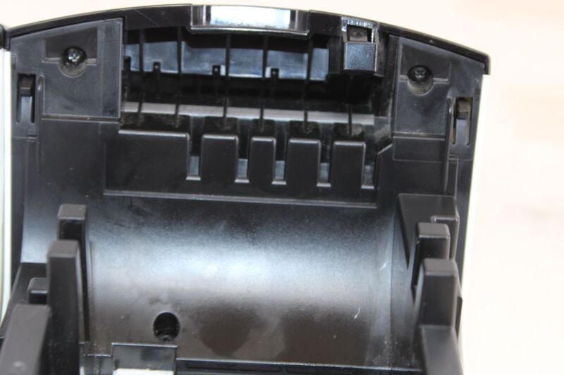 Brother QL-700 Etikettendrucker Thermodirekt 300x300dpi USB 62mm Etikettenbreite - 4977766707084