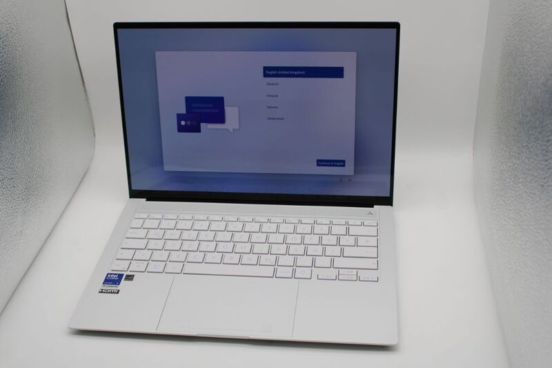 Asus Notebook ZenBook S 14 35.6cm WQXGA+ Intel Core Ultra 7 32GB 1TB SSD Win11 - 4711636379007