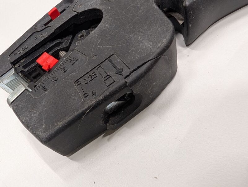 Knipex NexStrip Crimpzange Elektriker-Multiwerkzeug Zange Kabelschneider 190mm - 4003773088165