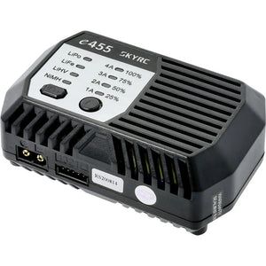 B-Ware SKYRC Modellbau-Ladegerät e455 4A LiIon LiPo NiMH Ladegerät schwarz 110x70x40mm