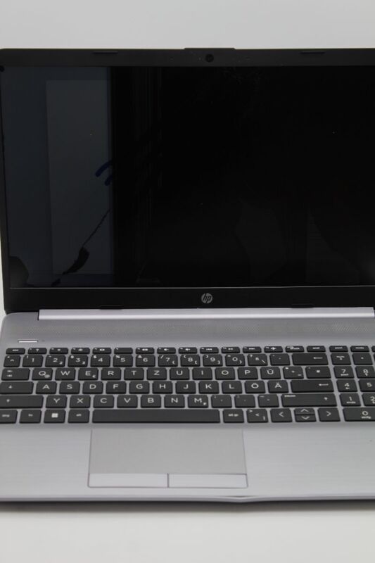HP Notebook Core i3 12. Generation 8GB RAM 512GB SSD Multimedia Laptop Silber - 0197498363745
