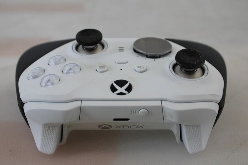 Microsoft Xbox Elite Wireless Controller Gaming Pad Gamepad Series 2 Core Weiß - 0889842717075