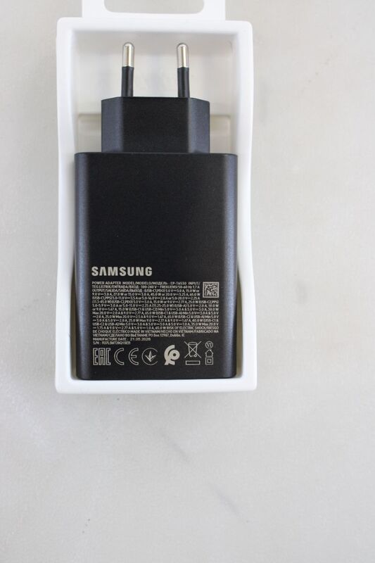 Samsung Ladegerät Netzteil Schnellladeadapter Trio 65 Watt USB C USB A EP-T6530N - 8806092673885