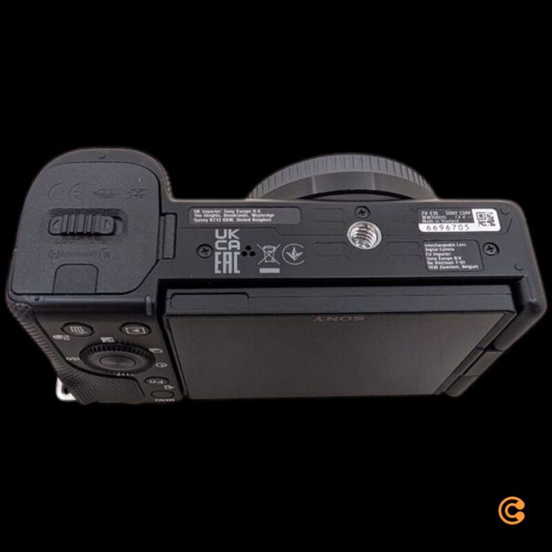 Sony Digitalkamera ZV-E10 spiegellos 24.2 MPix Kamera für Vlogging schwarz 343g - 5013493418318
