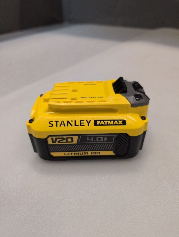 Stanley Akku-Gebläse SFMCBL714M1-QW 20V Laubgebläse 145km/h 5,7m³/min inkl. Akku - 5035048840306