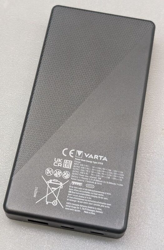 Varta Powerbank 20000 mAh Akku Ladegerät Zusatzakku USB-C Weiß Schwarz - 4008496019083