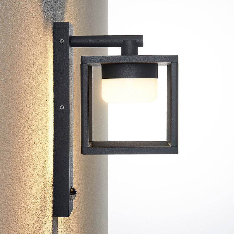 Lucande Außenwandleuchte Timio Downlight mit Bewegungsmelder IP44 dunkelgrau - 4251911735864