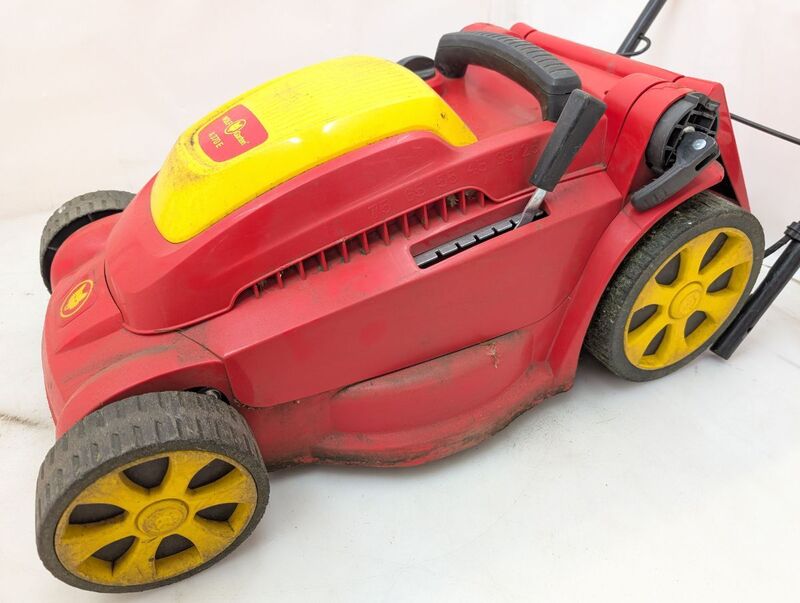 WOLF-Garten Elektro Rasenmäher Mäher A 370 E 1600W Mulchfunktion 37cm 350m² - 4008423861167
