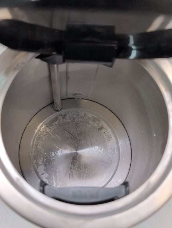 Bosch Wasserkocher Edelstahl 2200W 1,7l Teekocher Schwarz Kocher heiße Getränke - 4242002909073