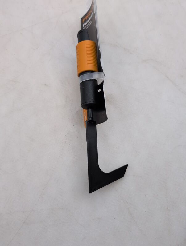 Fiskars Fugenkratzer QuikFit Gartenwerkzeug Kratzer Unkrautentferner Stahl 250mm - 5905568540393