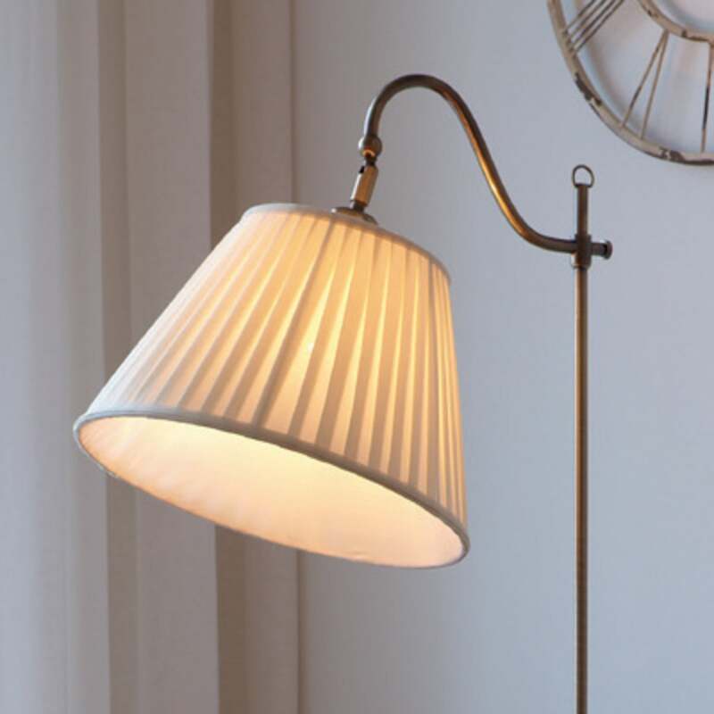 Markslöjd Stehleuchte Charleston LED Lampe Leuchte höhenverstellbar altmessing - 7330024550469