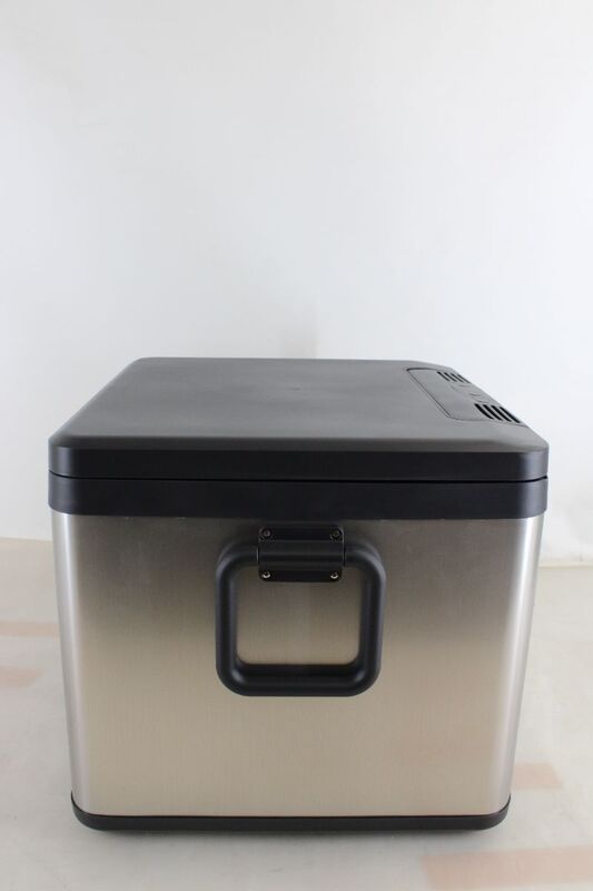 Dometic CK2 45 Hybrid Kühlbox 43L tragbar schwarz/silber für Camping und Zuhause - 6975399590460