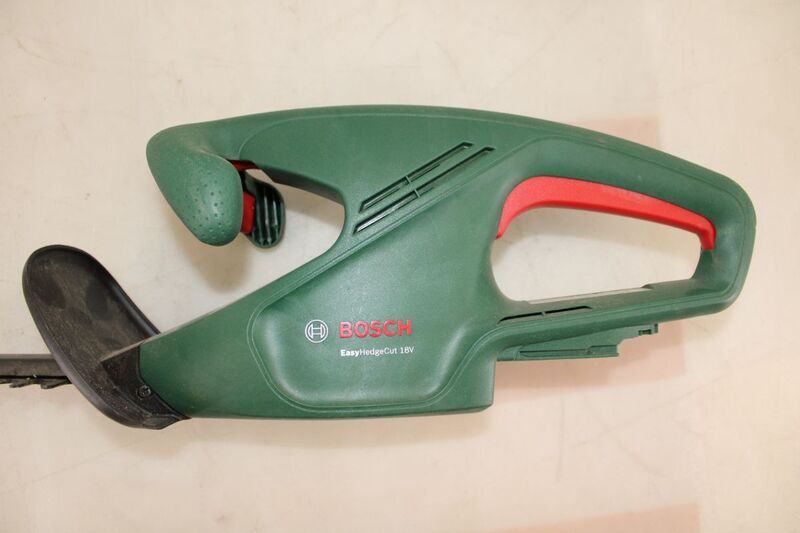Bosch Heckenschere Akku EasyHedgeCut 18V-52-13 Strauchschere 520mm 2,4kg ohne - 4059952655048