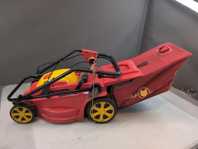 WOLF-Garten Rasenmäher Mäher Elektro A 400 E 1800W Mulchfunktion 40cm für 450m² - 4008423861174