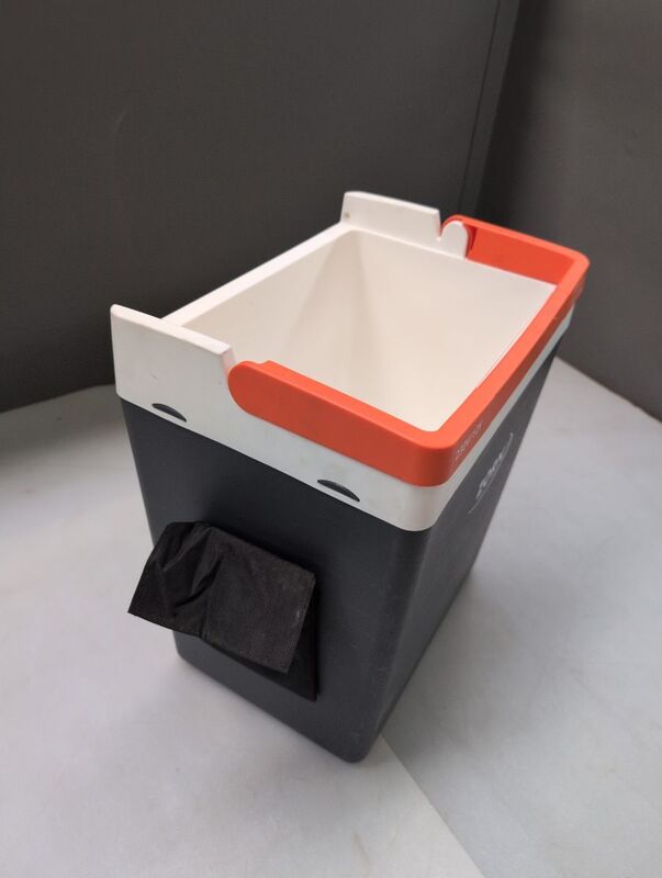 ZORN Kühlbox Z 32 LNE 30L mit Heizfunktion USB-A/-C und Tasche Weiß/Schwarz - 4251702501173
