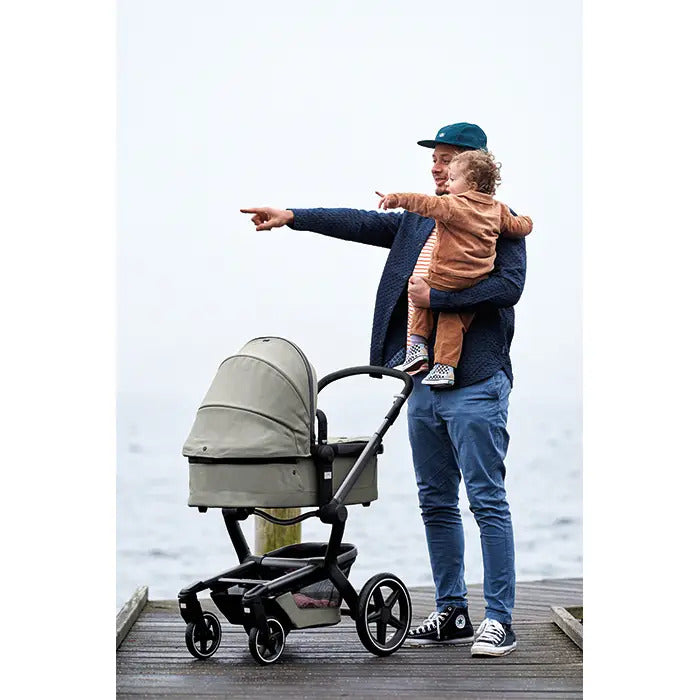 JOOLZ Kombikinderwagen Joolz Day+ 2-in-1 Buggy Sportwagen ikonisches Design grün - 8715688071168