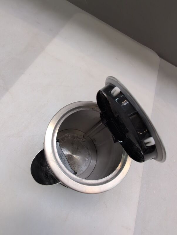 Bosch Wasserkocher Edelstahl 2200W 1,7l Teekocher Schwarz Kocher heiße Getränke - 4242002909073