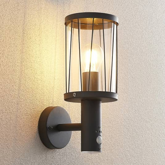 Lindby Yonan Außenwandleuchte Wandleuchte Wandlampe Lampe Leuchte IP44 mit Sen - 4251096575910