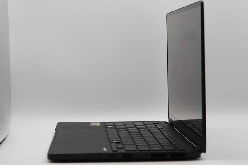 ASUS ProArt PX13 Notebook Laptop AI R9 HX 370 32GB 1TB 4070 Schwarz - 4711387655672