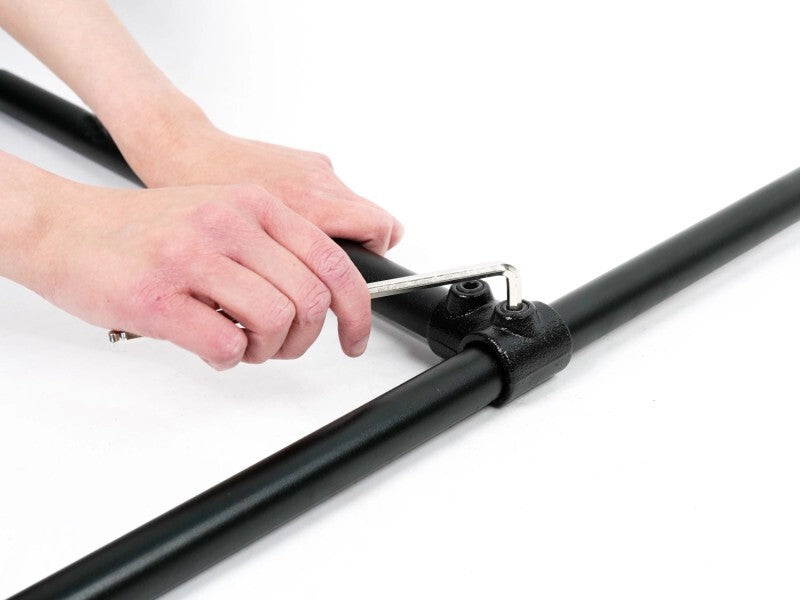 T-Stück 90° Schwarz matt Stahlrohr Verbindungselement 2,7cm Durchmesser robust - 4007871015436
