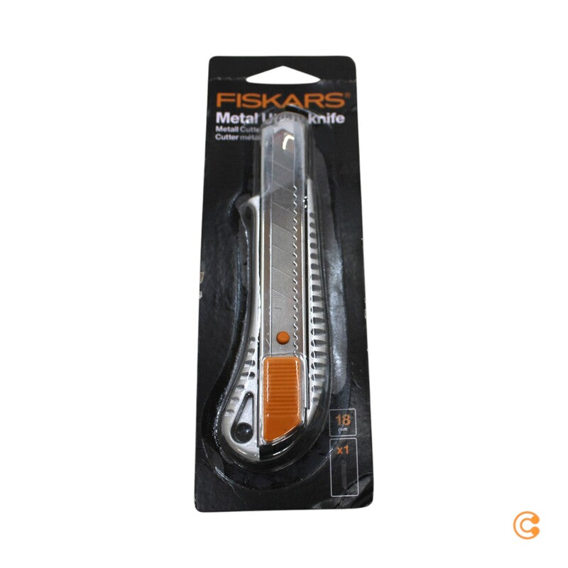 Fiskars Cuttermesser Messer 18 mm Metall silberfarben Professional 12 STÜCK - 3359000013952