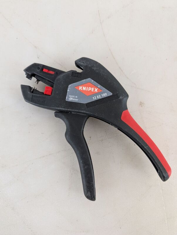 Knipex Abmantelungszange Kabelzange 0,2 bis 6 mm² 10 bis 24 AWG 180mm - 4003773054573