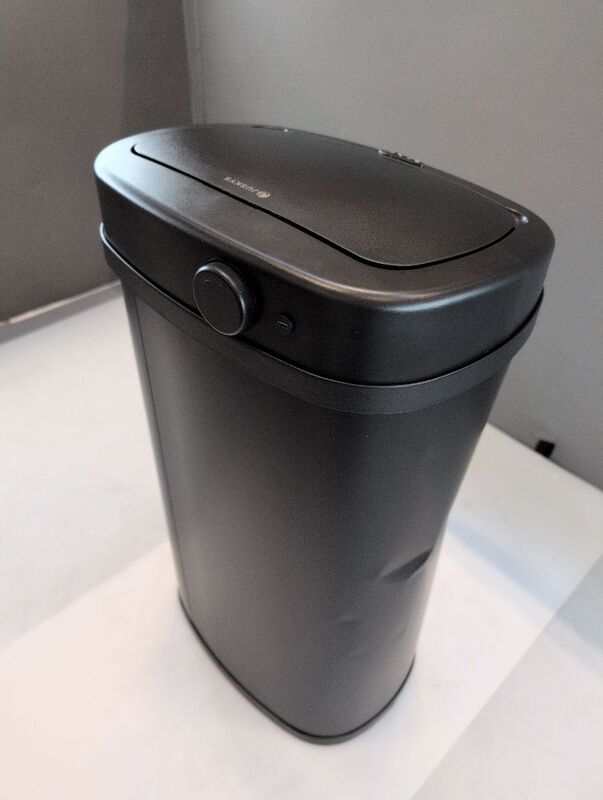 Rechteckiger Mülleimer mit Sensor Automatischer Abfalleimer 60 L schwarz - 4260565529811